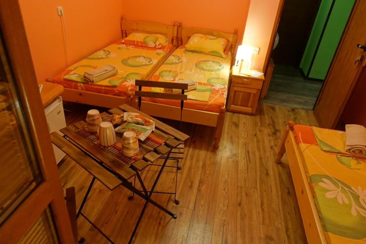 Хостелы Peter Pan Guest Rooms София